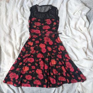 Effie's Heart Jackie dress Spanish Rose print size S
